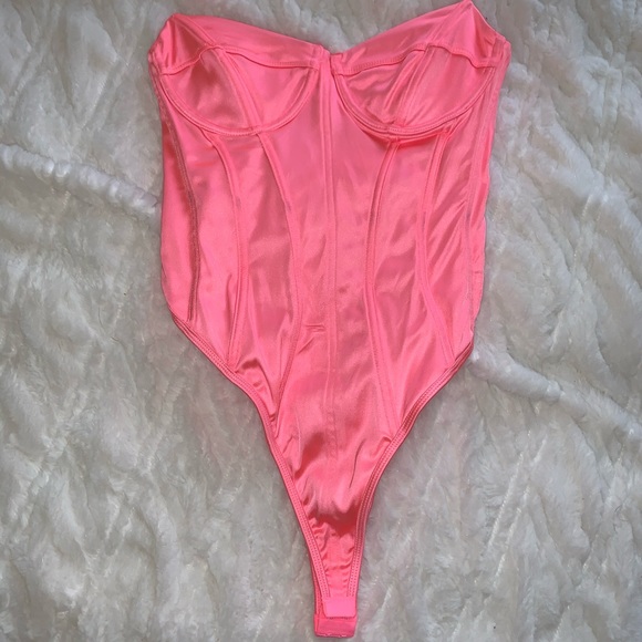 White Fox Boutique Tops - WHITE FOX BOUTIQUE BRING THE HEAT BODYSUIT